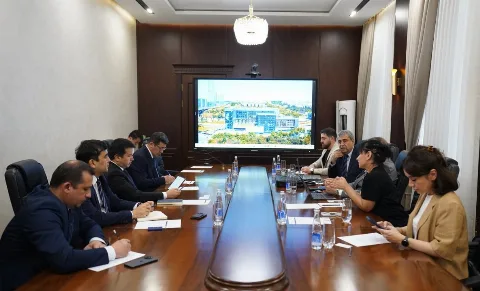 Xalqaro Hakorlik> Sog‘liqni saqlash vazirligida Turkiyaning “Atlas University Hospital” shifoxonasi boshqaruv kengashi raisi Yusuf Elgyormush boshchiligidagi delegatsiya bilan uchrashuv o‘tkazildi